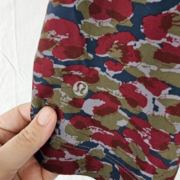 Lululemon Multicolor Shorts Mens Size M 10” Inseam Drawstring Mini Urban - Picture 5 of 6